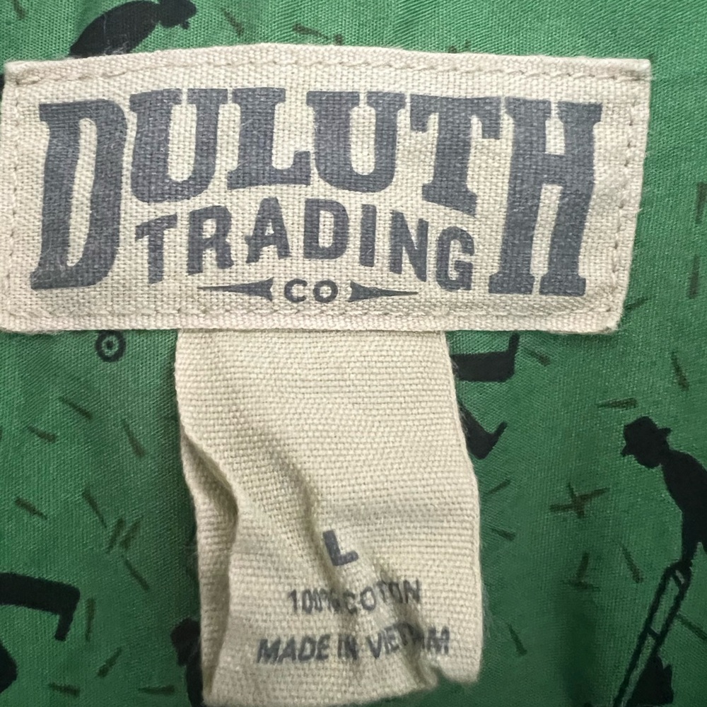 Duluth Trading Co. Men’s Short Sleeve Button Up Lawn Mower Shirt - Picture 5 of 9